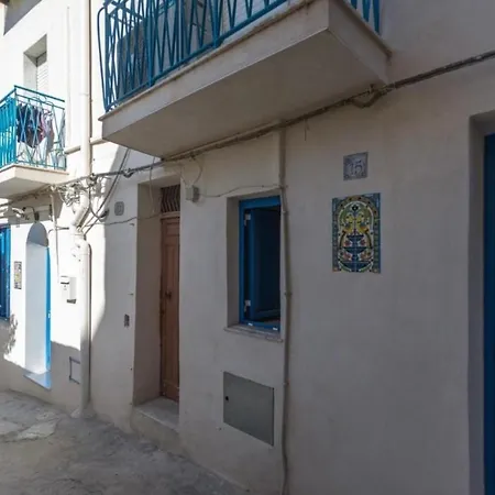 Casa Azzurra Apartment *